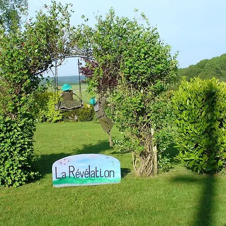 Holiday La Revelation 펜션 Muno